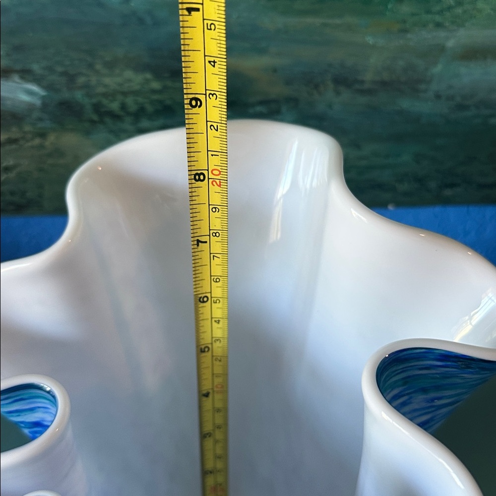 Handblown Alicja Blue and White Art Glass Vase - Polish Glass - Picture 7 of 9